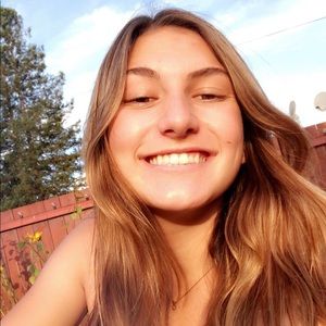 Meet your Posher, Ciarah